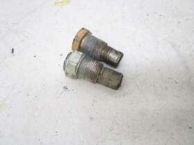 4xe-f214h-01-00 Yamaha 00 Yfm 250 Bear Tracker Swingarm Pivot Bolts 1999-2004
