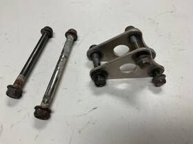 5cu-21425-00-00 Yamaha 1999 99 Yz250 Yz 250 Motor Engine Mounts Brackets And Bolts