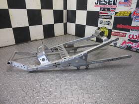 5mt6-010 Yamaha 99 00 01 02 2002 Yzf R6 Rear Subframe 1999 2000 2001 Sub Frame