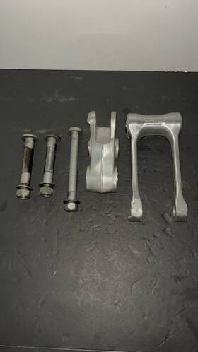 5xc-2217f-l0-00 Yamaha 2006-2008 Yz450f Oem Rear Linkage Dog Bone Suspension Pivot Arm Rod