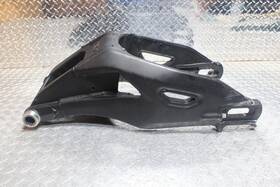 B3l-22110-00-00 Yamaha 20-23 Yzf R1 Oem Rear Swingarm Back Suspension Swing Arm B3l-22110-00-00 Yamaha 20-23 Yzf R1 Oem Rear Swingarm Back Suspension Swing Arm