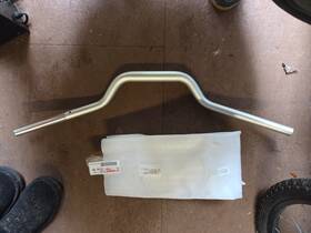 Bat-26111-00 Yamaha 2021 Mt-07 Silver Handel Bar
