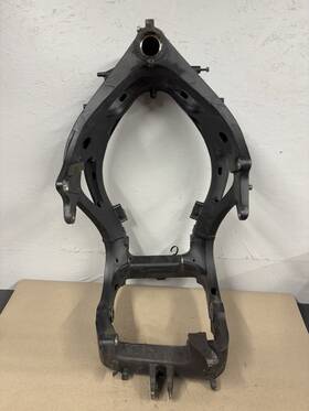 5sl-21110-10-00 Yamaha Oem 2007 Main Frame Chassis Cln Ez Reg Yzf-r6 03-05 R6s 06-09 #0194 5sl-21110-10-00 Yamaha Oem 2007 Main Frame Chassis Cln Ez Reg Yzf-r6 03-05 R6s 06-09 #0194