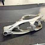 (06) 04-07 Honda CRF250R Oem Main Frame Aluminum Chassis Support Nice! No T!tle. Fixed Price $174.99.