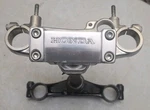 1983 84 1985 Honda Shadow VT700 / Oem Triple Tree 50100-ME9-750ZA. Fixed Price $33.99.
