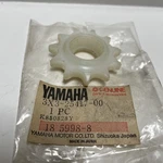 Nos Yamaha YT125 80-81 Genuine Idle Tensioner Drive Sprocket Gear 3X3-25417-00. Fixed Price $15.00.