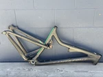 Santa Cruz Solo Vpp Carbon Frame Large Trail Bike 12X142 Thru Axle. Fixed Price $399.00.